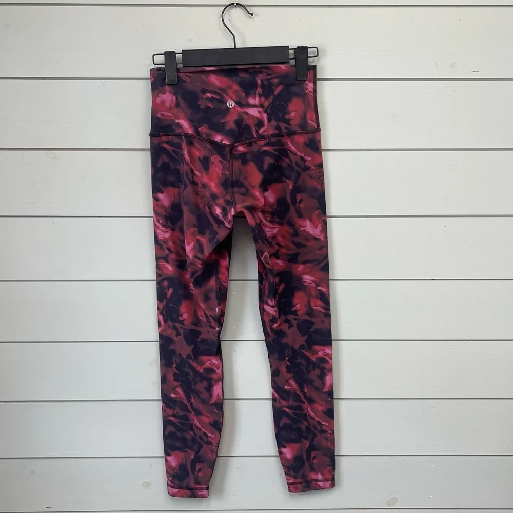 Lululemon align‎ high rise leggings 25” red and black women’s size 4